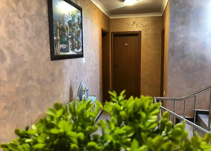 Val And Kate Casa de hóspedes 2*